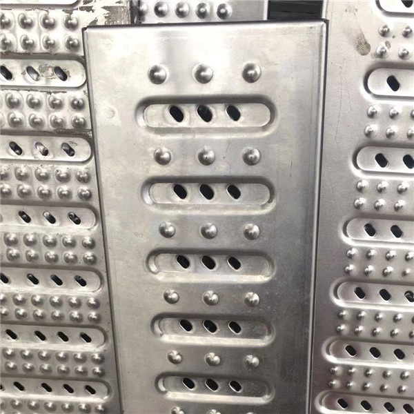 不锈钢板流水线和不锈钢沟