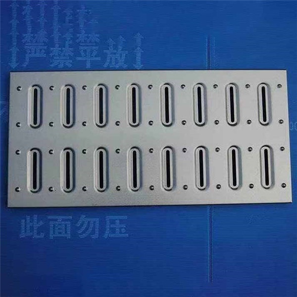 不锈钢板流水线和不锈钢沟