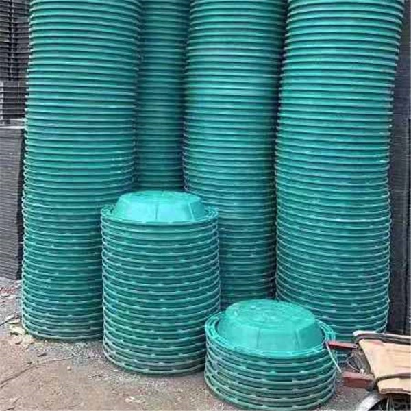 复合材料井盖和堆场