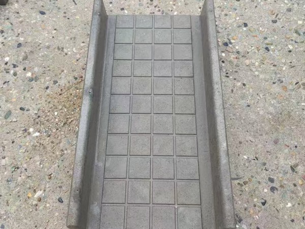 水泥菜地沟盖板